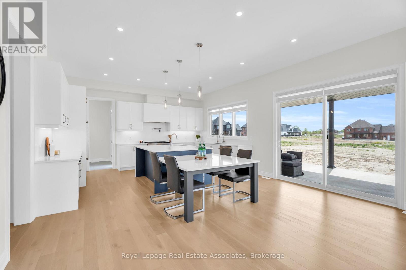 Detached at 36 EWING WAY, Amaranth
