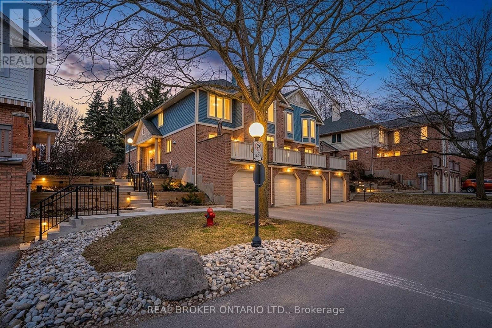 Townhouse at 11 - 941 GORDON STREET, Guelph (Kortright West)
