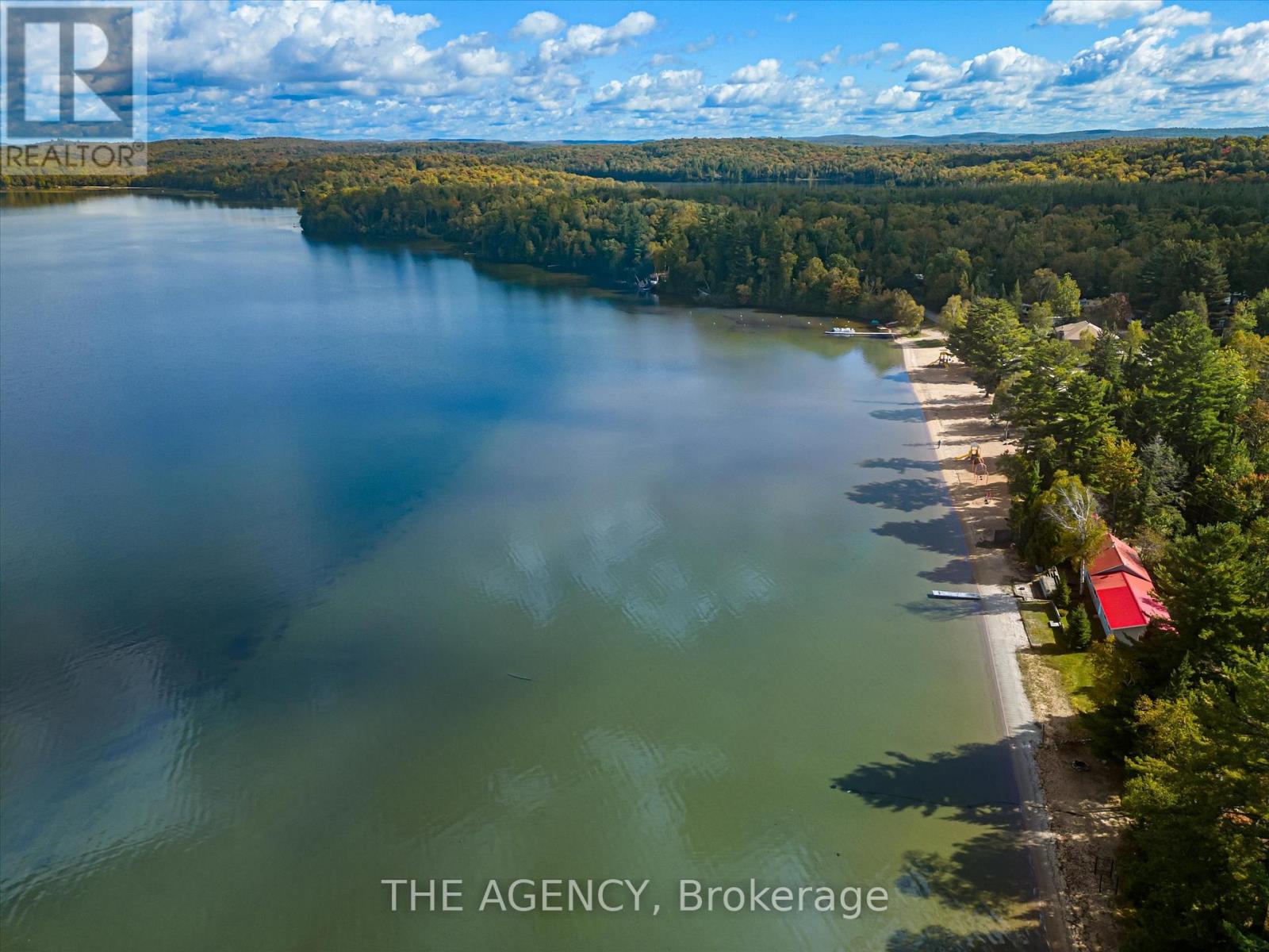 Detached at 772 S LAKE BERNARD ROAD, Strong