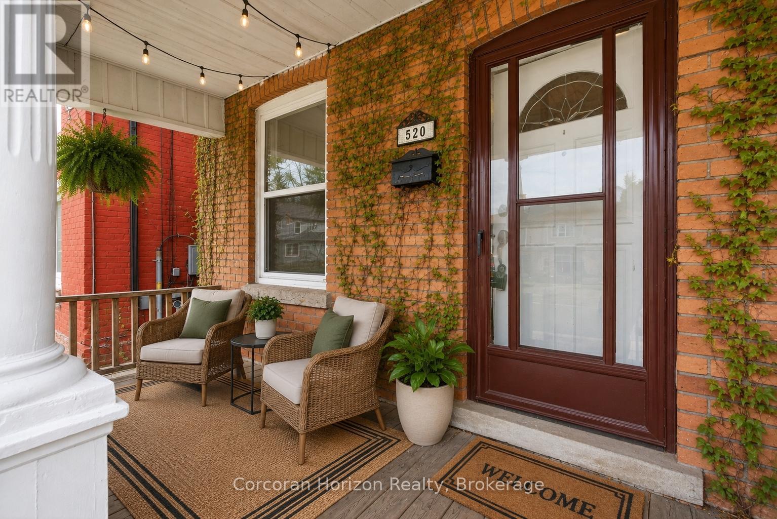 Detached at 520 JOHN STREET N, Hamilton
