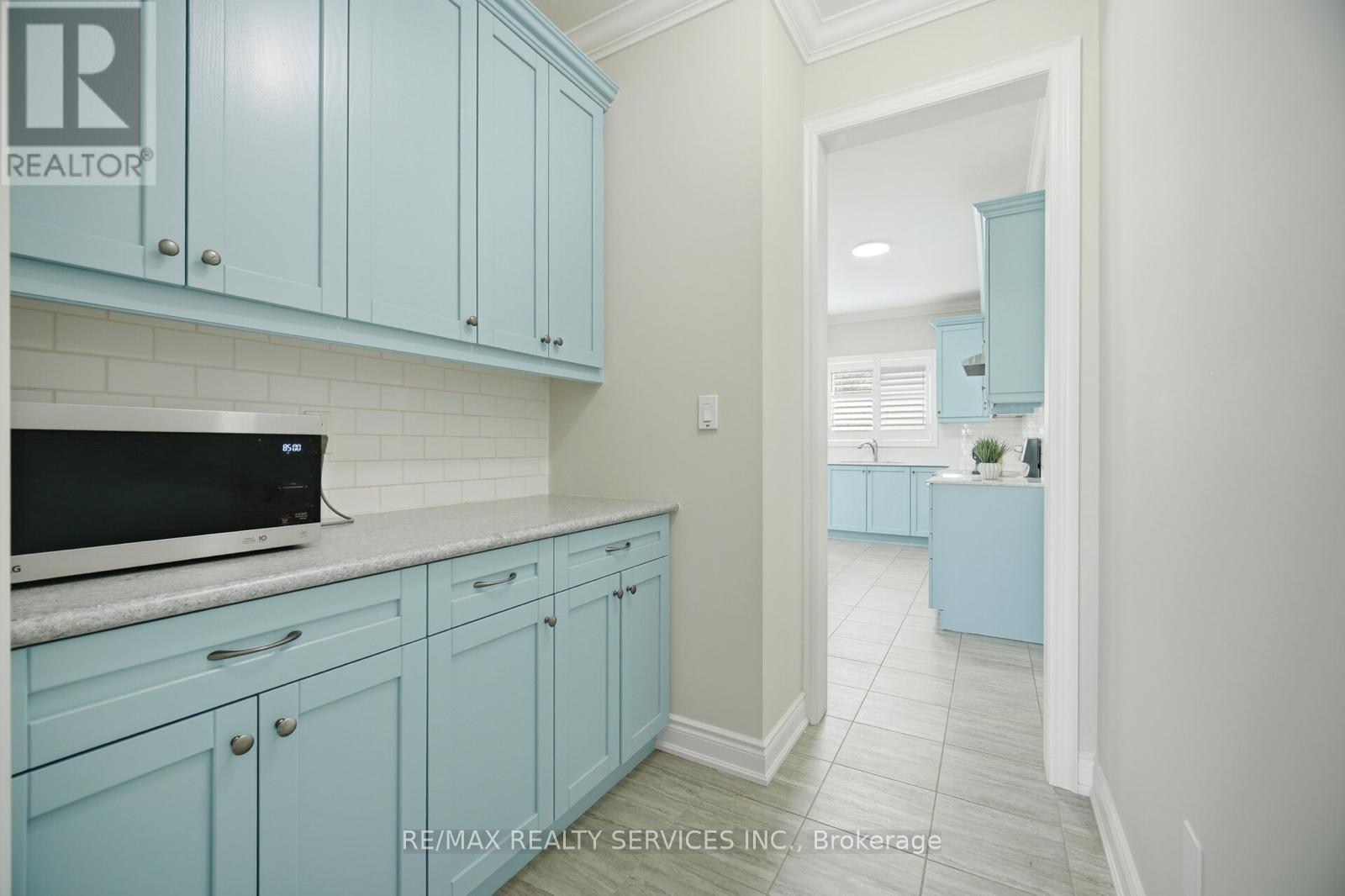 Detached at 26 COUNTRY MEADOWS DRIVE, Amaranth