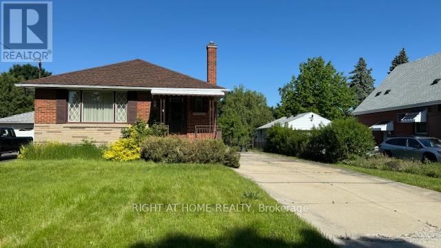 Detached at 42 GAILMONT DRIVE, Hamilton (Corman)