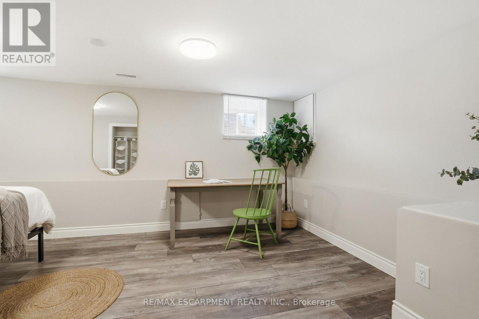 Detached at 390 HUNTER STREET W, Hamilton