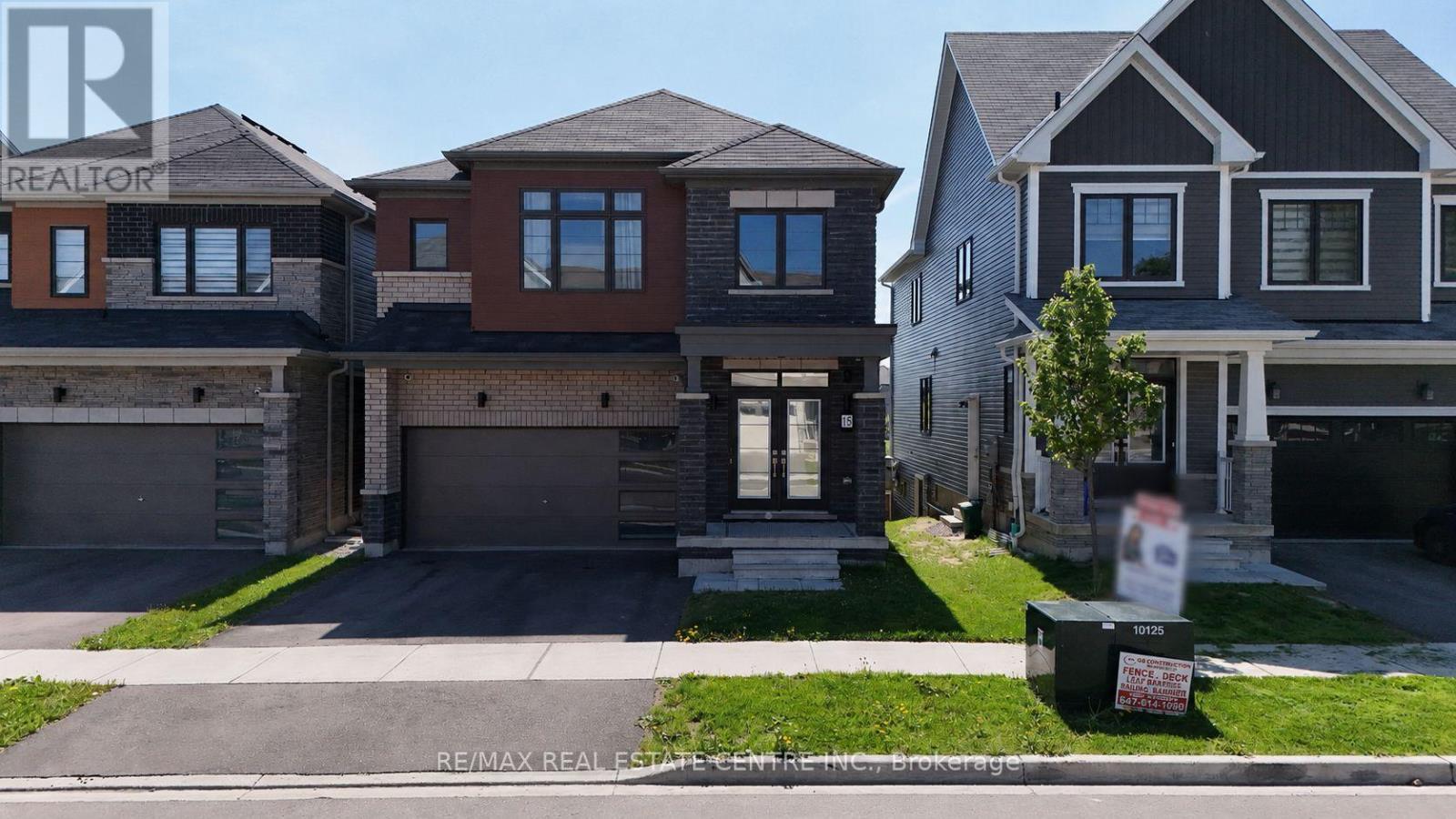 Detached at 15 CAHILL DRIVE, Brantford
