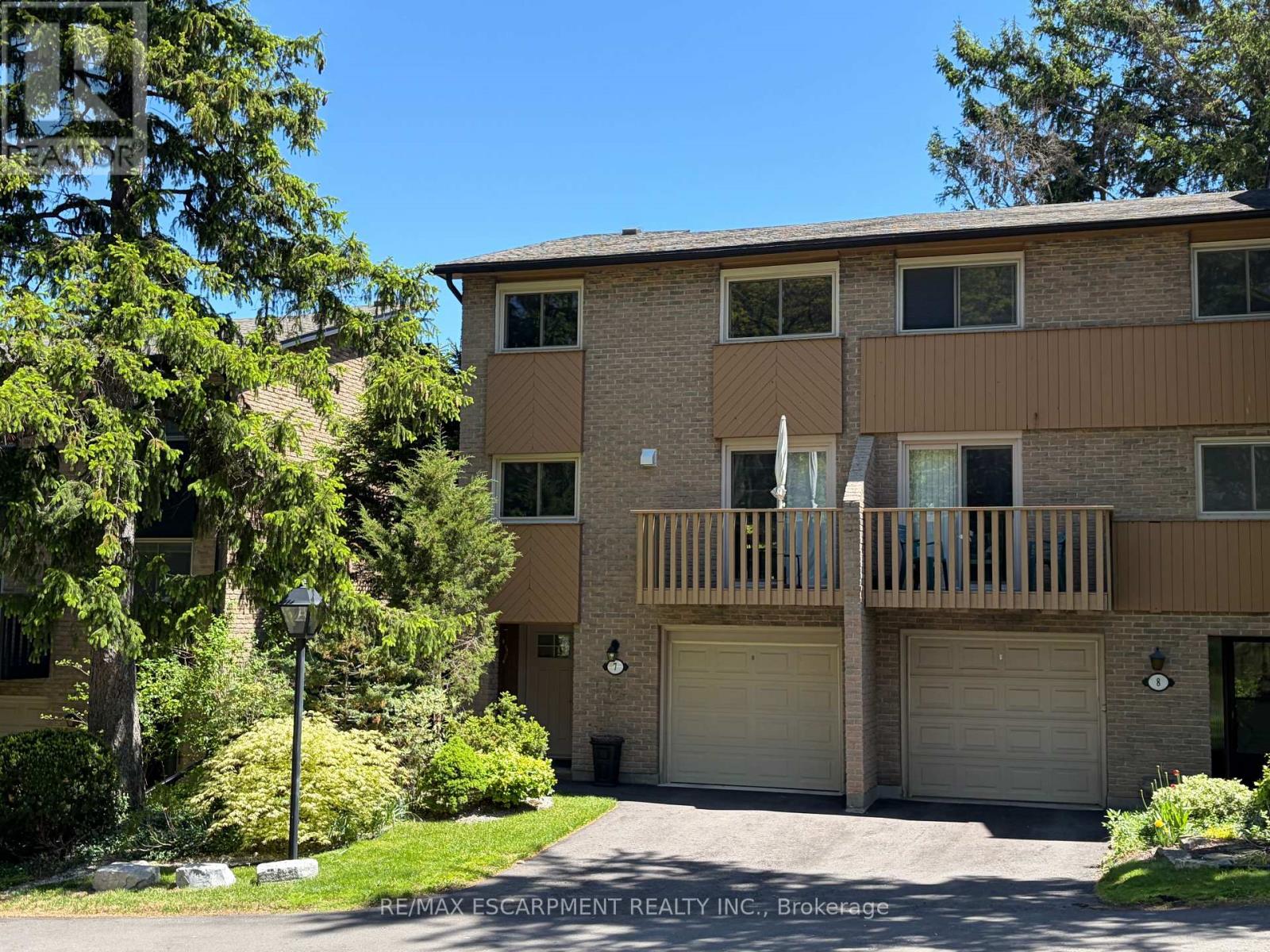 Townhouse at 7 - 1967 MAIN STREET W, Hamilton (Ainslie Wood)
