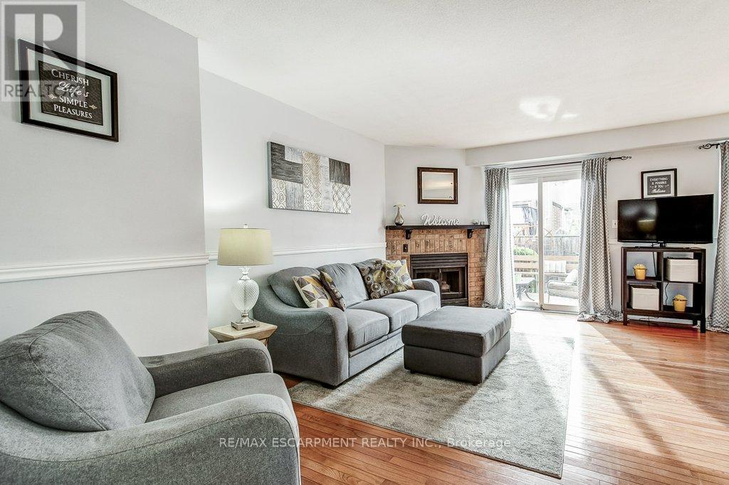 Townhouse at 22 - 391 STONE CHURCH ROAD, Hamilton