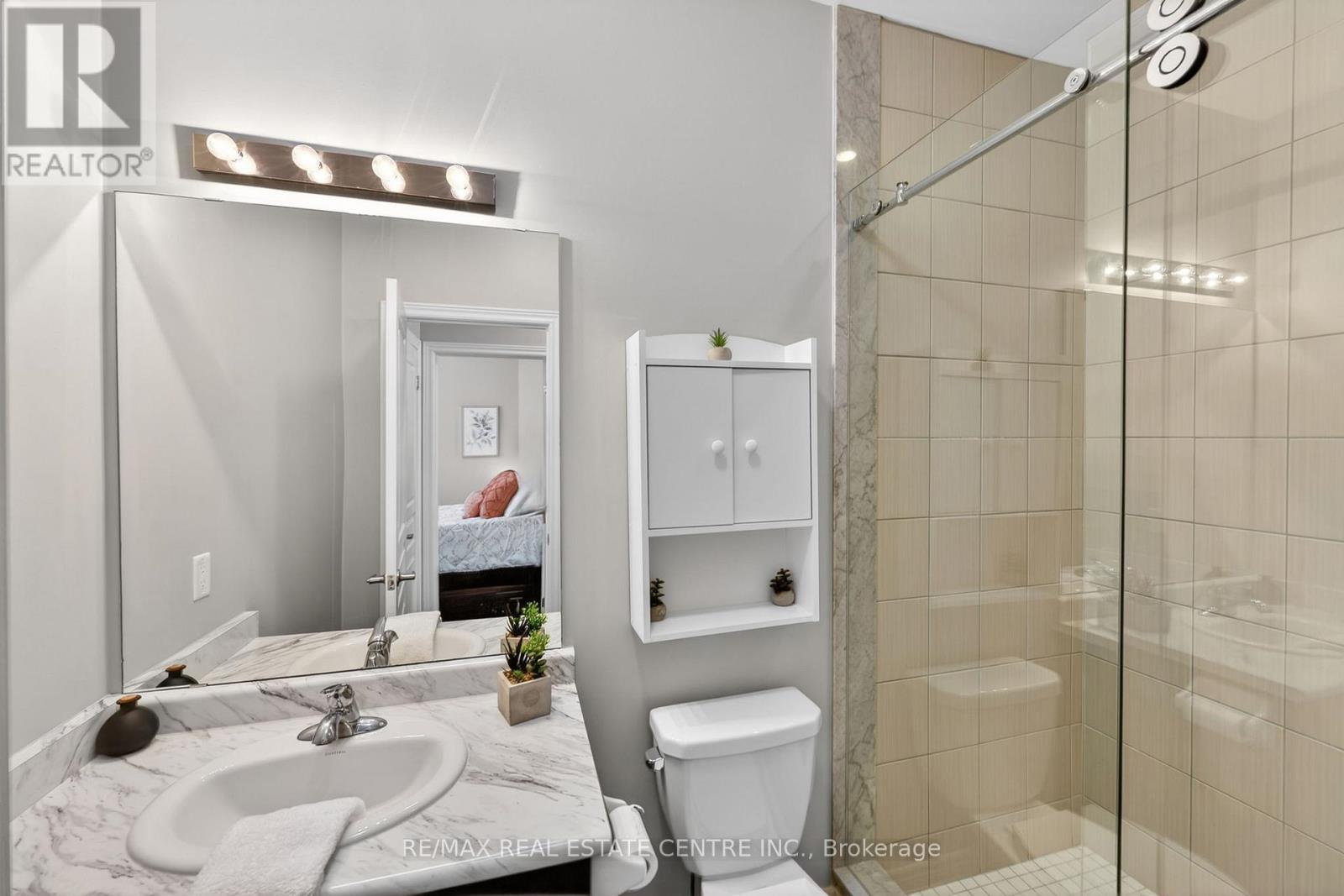 Detached at 256 JOHNSON DRIVE, Shelburne