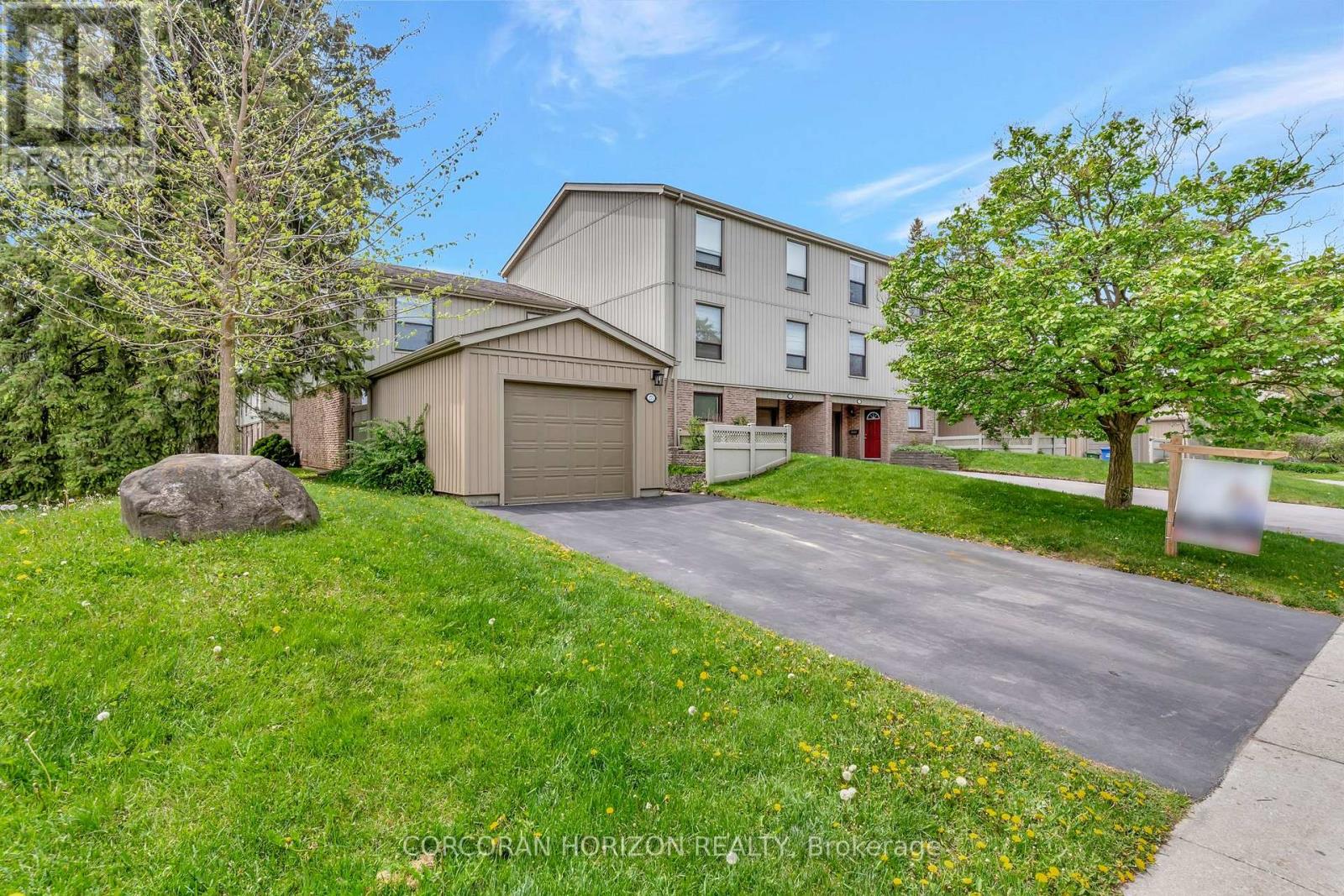 Townhouse at 175 JANEFIELD AVENUE, Guelph (Dovercliffe Park/Old University)