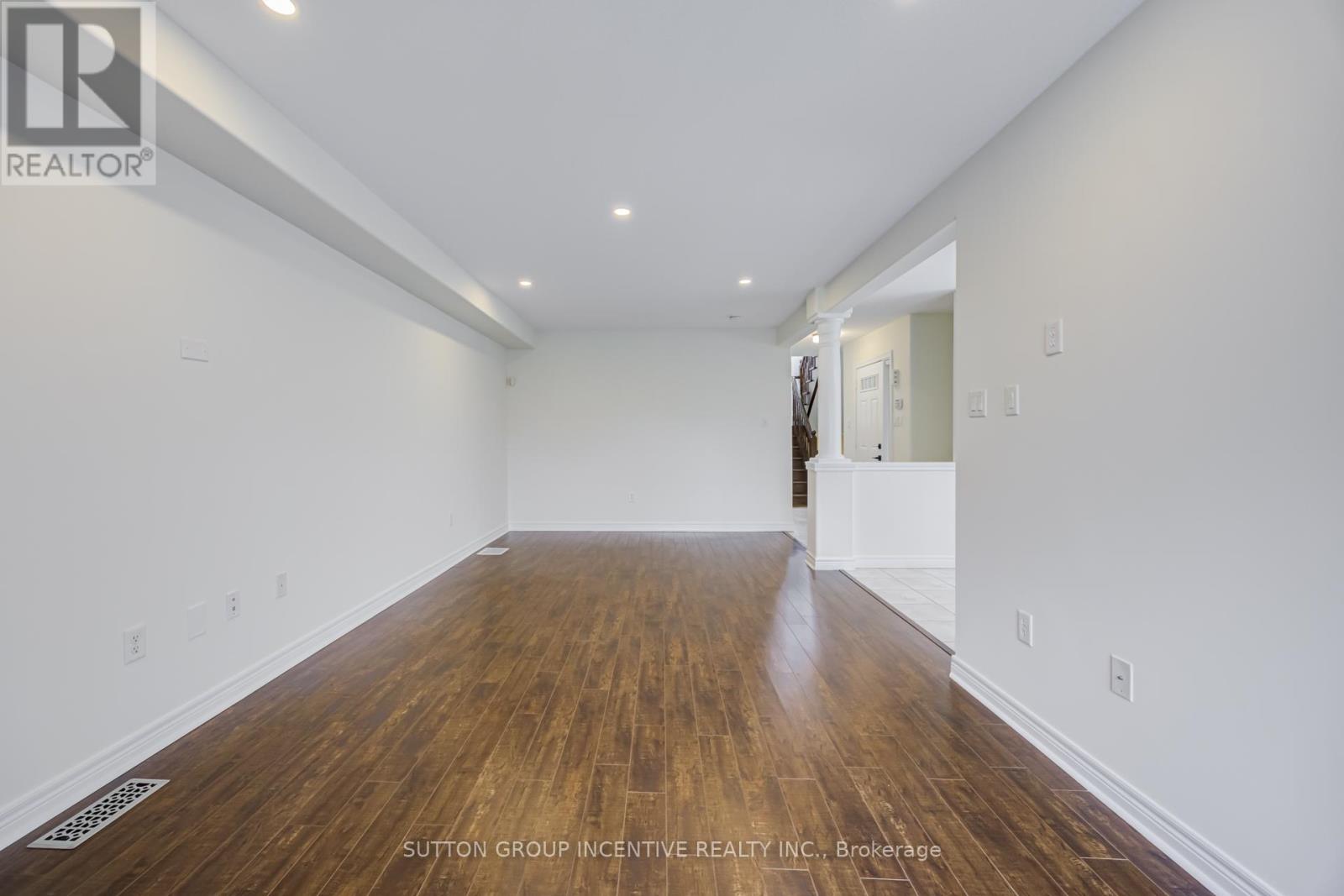 Townhouse at 46 VIKING DRIVE, Hamilton