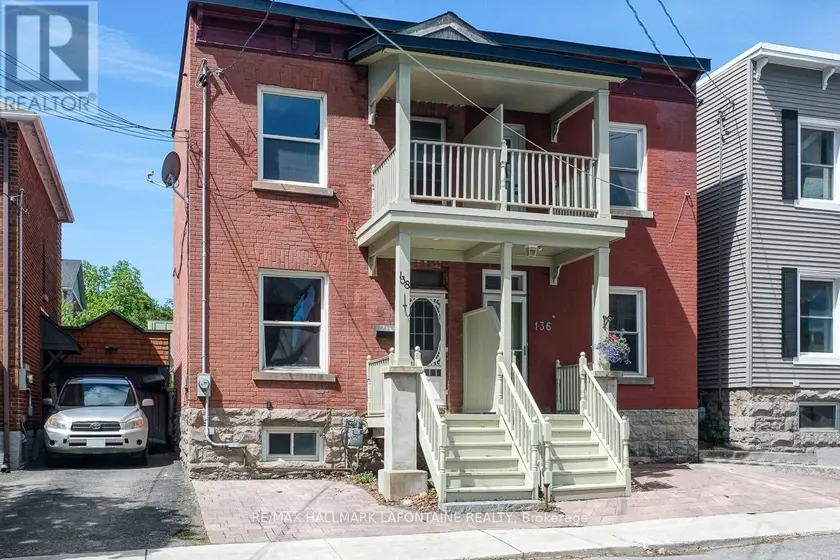 Semi-Detached/Link at 138 CONCORD STREET S, Ottawa