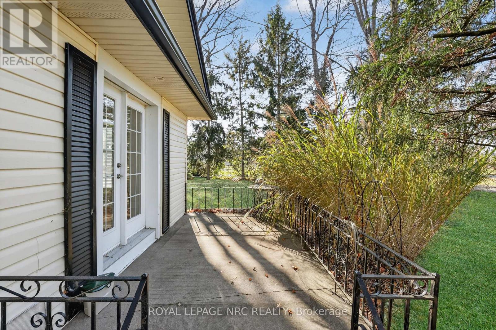 Detached at 3208 YOUNG AVENUE, Fort Erie