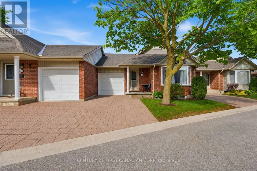 Townhouse at 23 - 20 KERNOHAN PARKWAY, London South