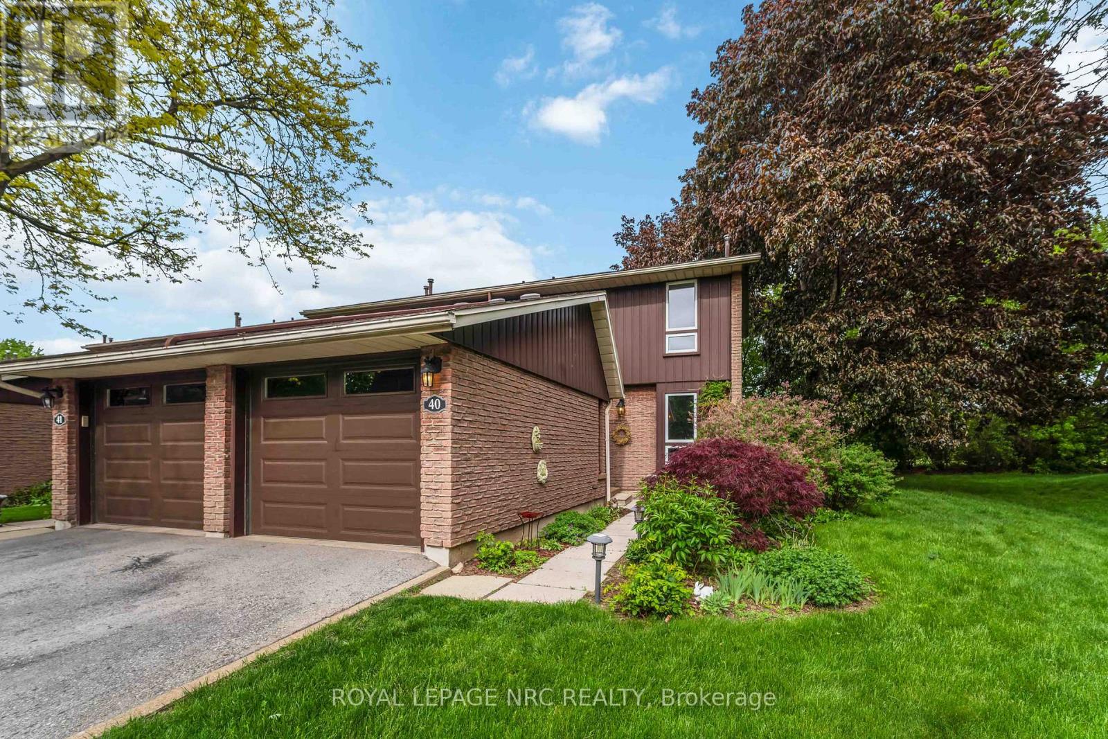 Townhouse at 40 - 122 LAKESHORE ROAD, St. Catharines (Lakeport)