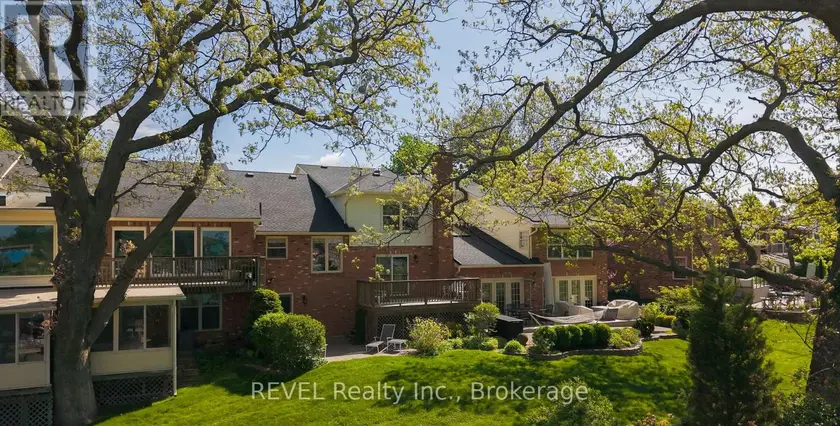 Townhouse at 23 - 5 CARN CASTLE GATE, St. Catharines