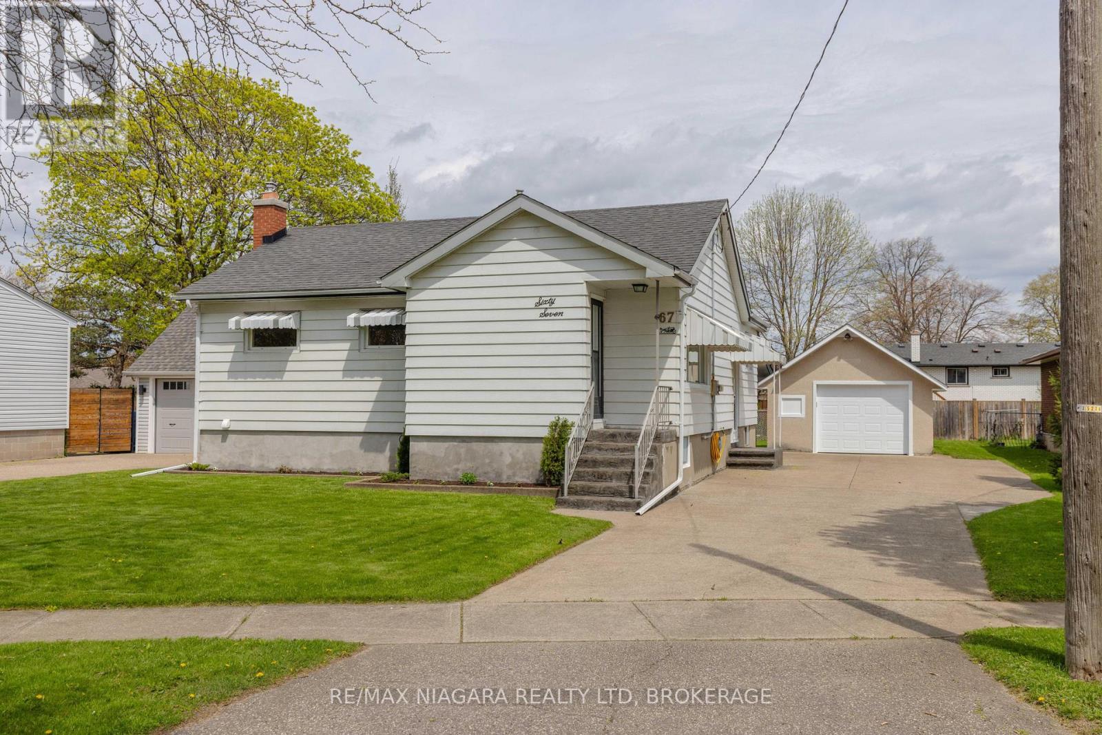 Detached at 67 GLEN PARK ROAD, St. Catharines