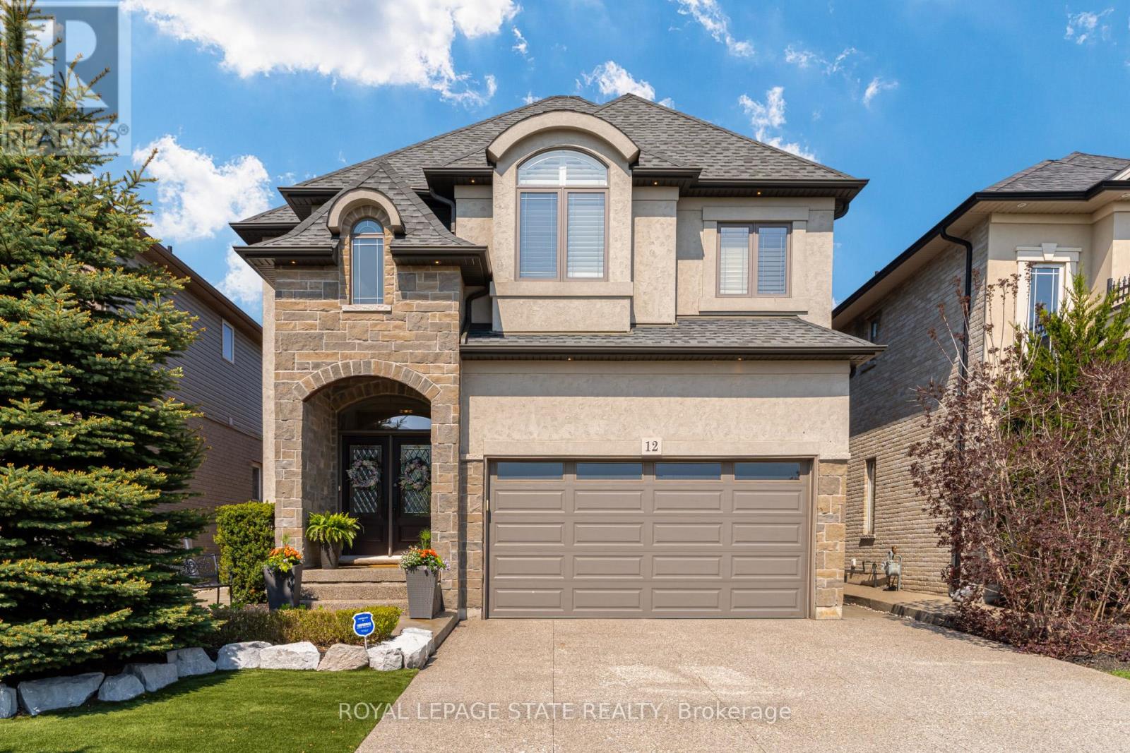 Detached at 12 NICOSIA ROAD, Hamilton (Mount Hope)