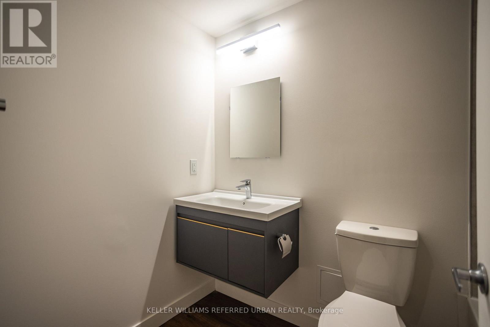 Apartment at 203 - 325 UNIVERSITY AVENUE W, Cobourg