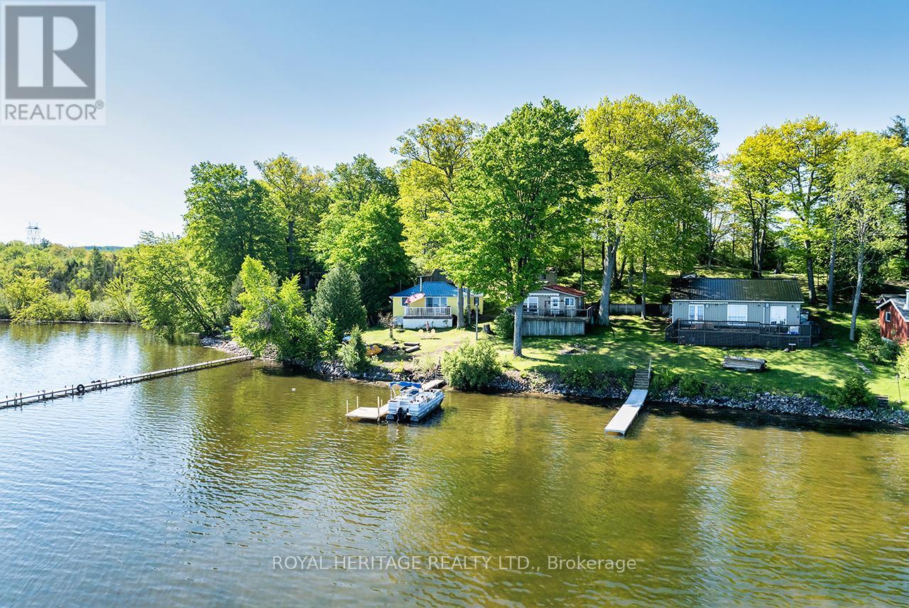 Detached at 170 CHARLIE'S ISLAND, Hamilton Township