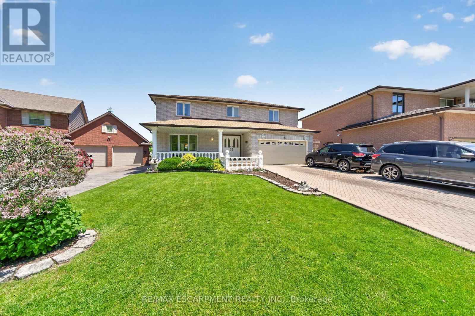 Detached at 10 SKYE COURT, Hamilton (Stoney Creek)