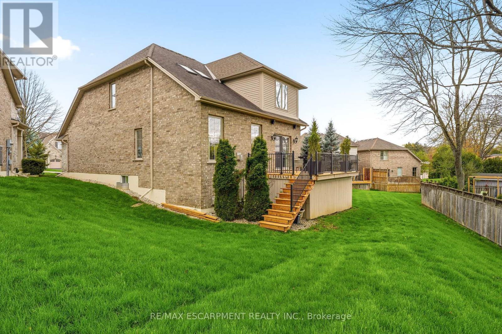 Detached at 72 MCGRATH COURT, Hamilton