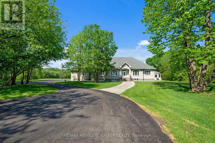 Detached at 2501 KEARNS WAY, Ottawa