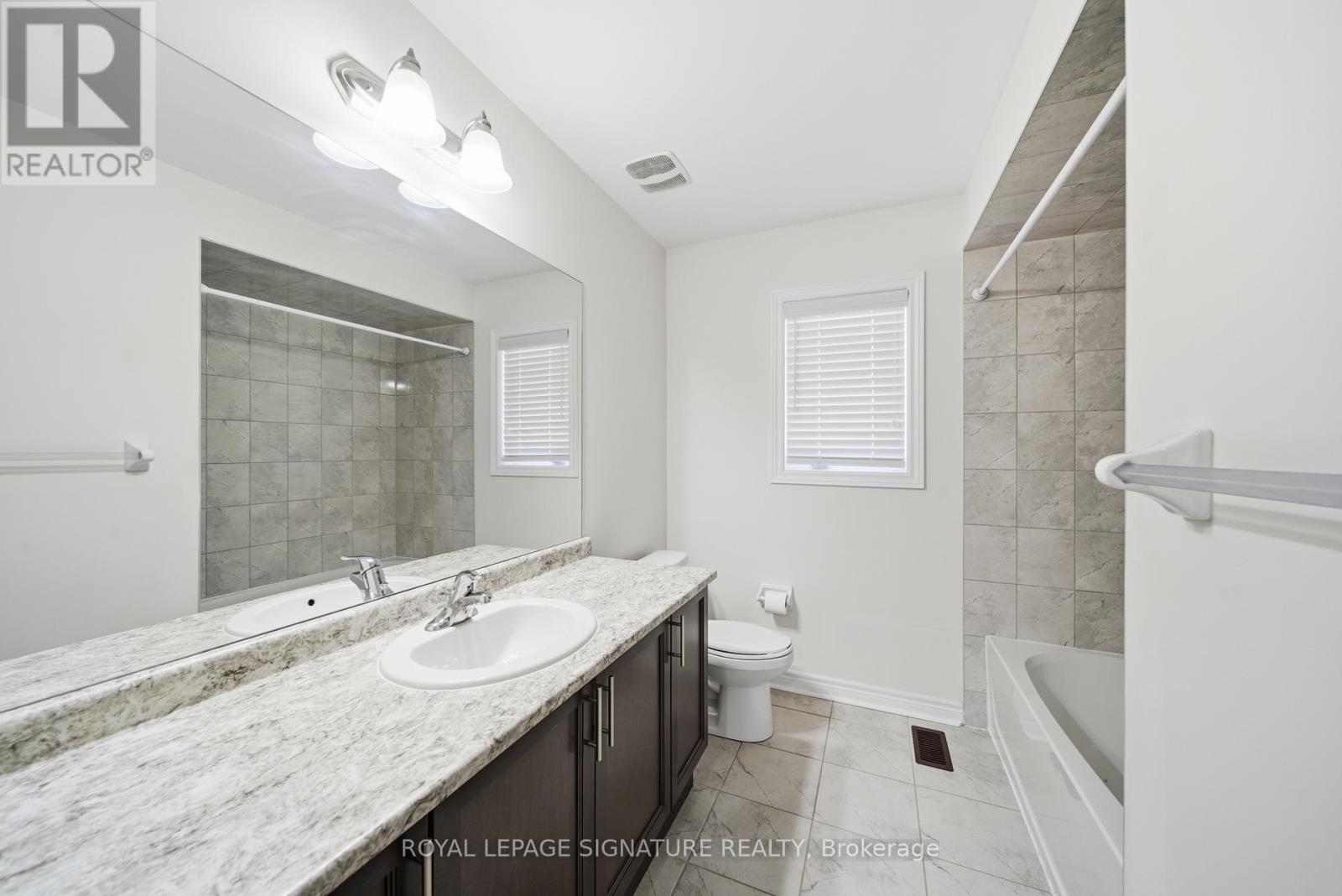 Detached at 124 CHANDLER TERRACE, Woodstock