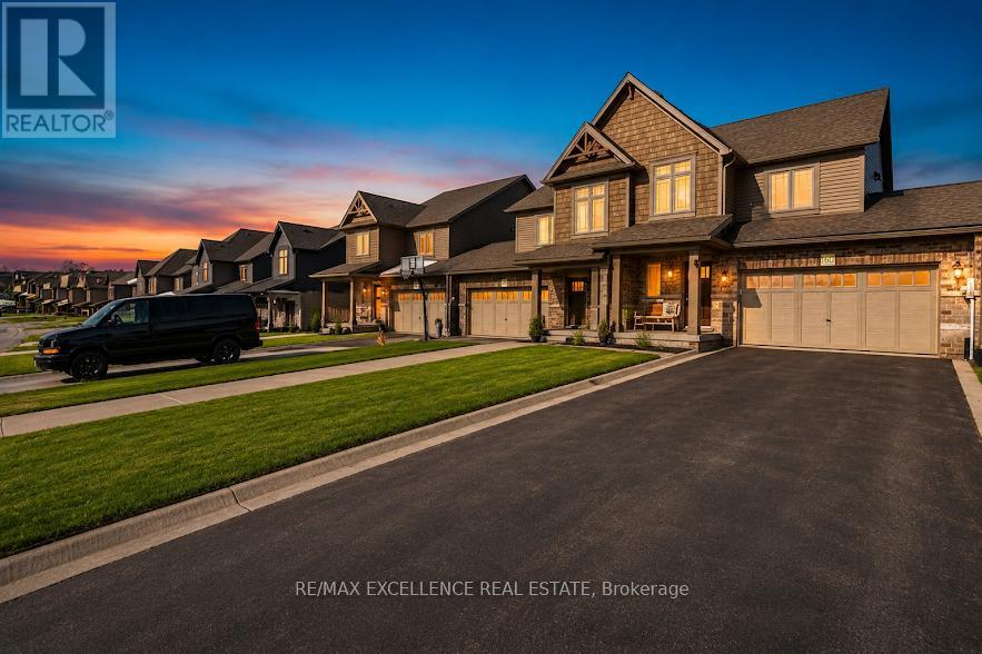 Townhouse at 160 STONEBROOK WAY W, Grey Highlands