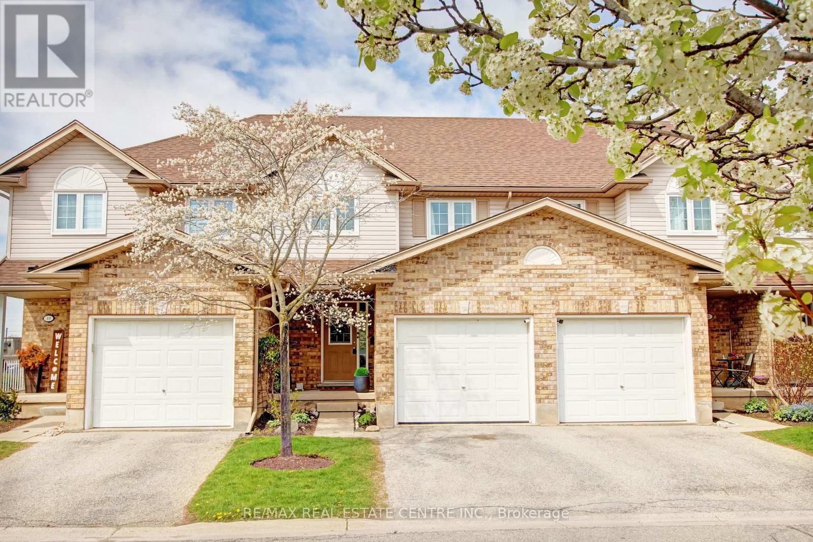 Townhouse at 50 - 31 SCHRODER CRESCENT, Guelph (Grange Road)