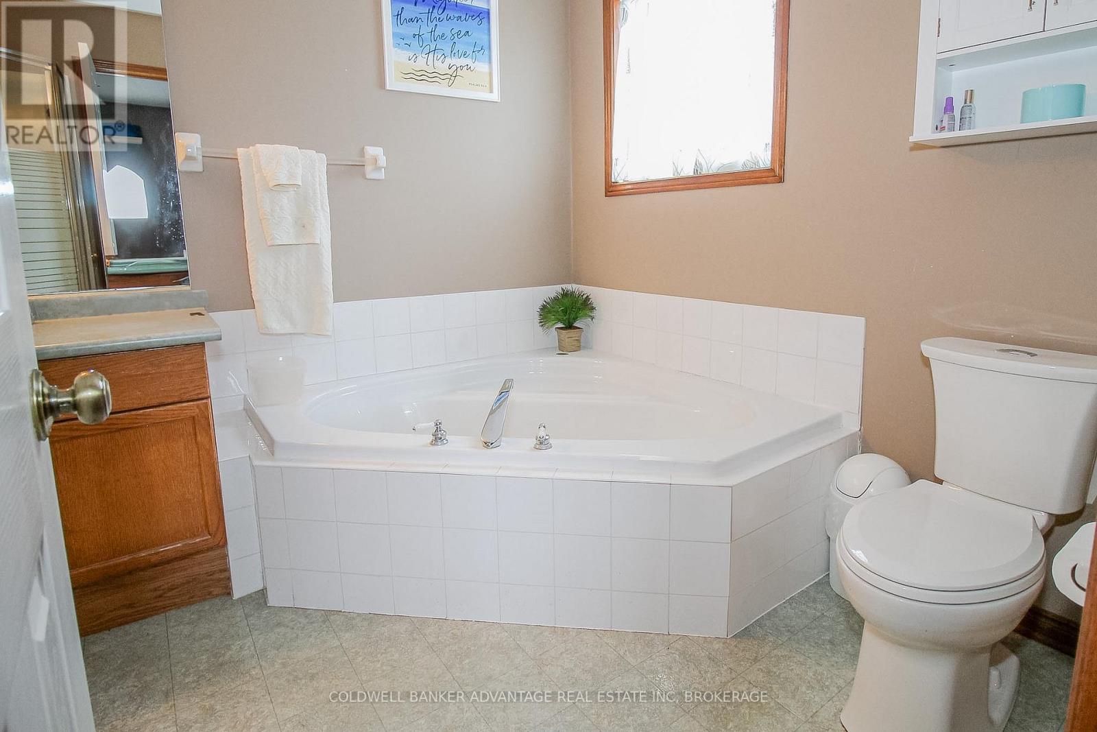 Detached at 19 WINDLE VILLAGE CRESCENT, Thorold