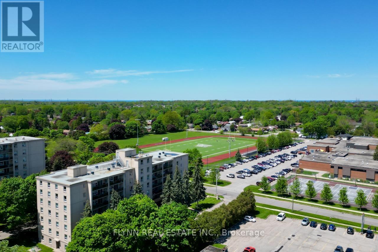 Apartment at 103 - 6390 HUGGINS STREET, Niagara Falls (Stamford)