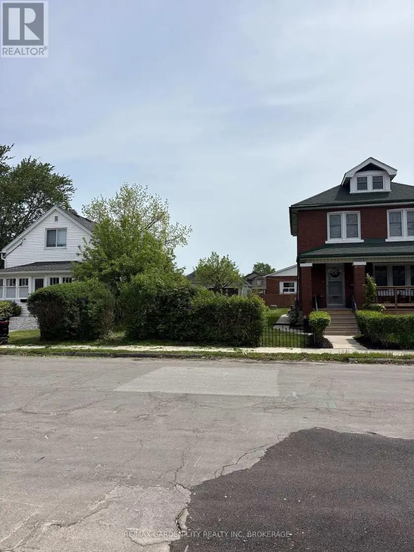 Vacant Land at 190 MCALPINE AVENUE S, Welland