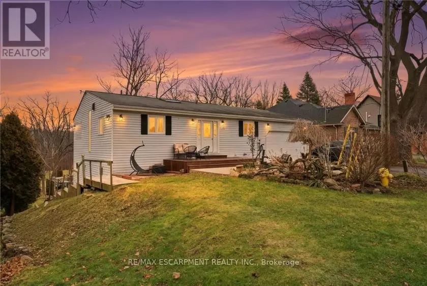 Detached at 430 WINNIETT STREET, Haldimand