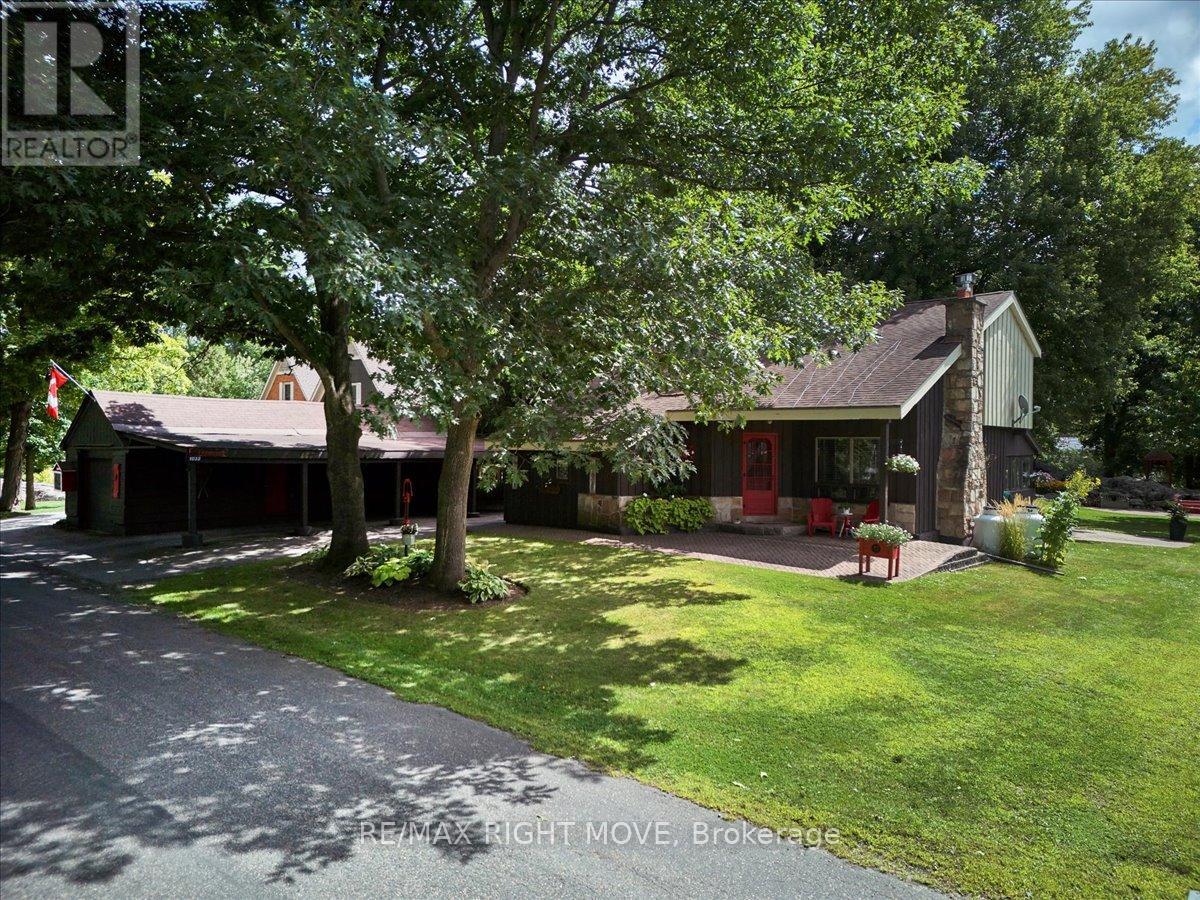 Detached at 1032 COWBELL LANE, Gravenhurst