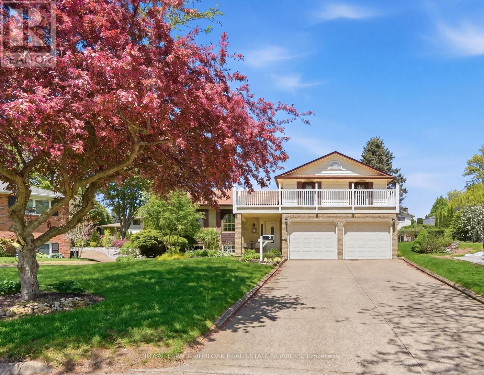 Detached at 9 MAGNOLIA COURT, Pelham