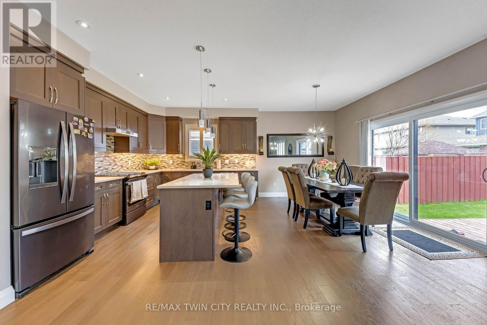 Detached at 86 WOODBERRY CRESCENT, Kitchener