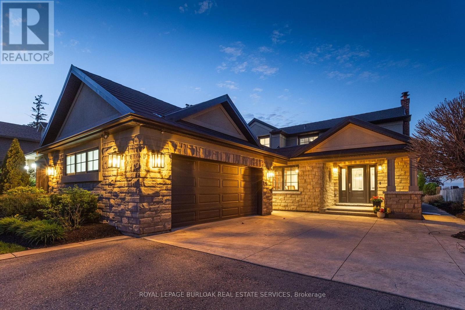 Detached at 97 LAKEVIEW DRIVE, Hamilton (Lakeshore)