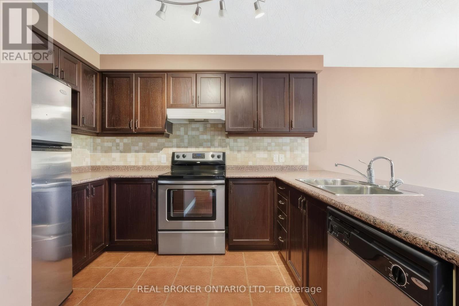 Detached at 1047 MARQUETTE DRIVE, Woodstock