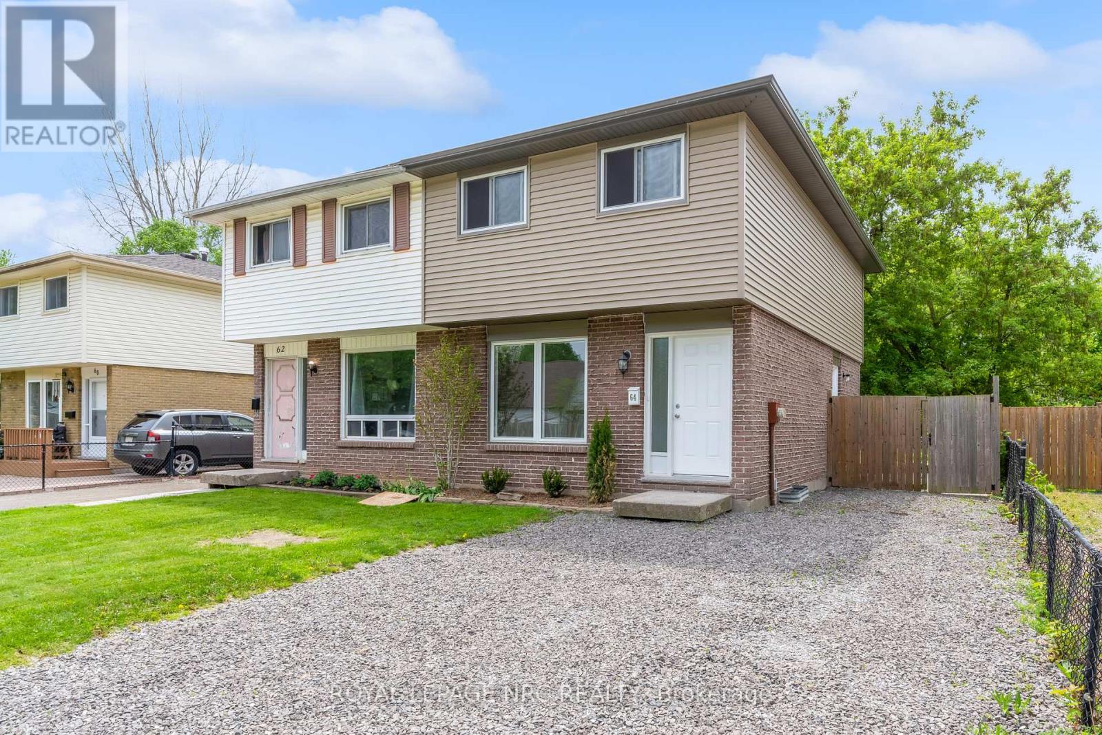 Semi-Detached/Link at 64 SILVAN DRIVE, Welland (N. Welland)