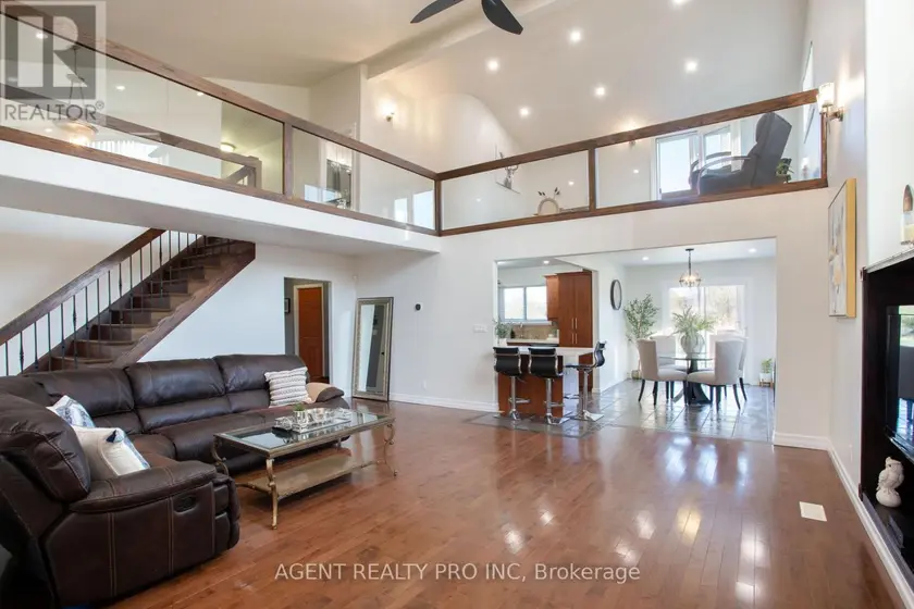Detached at 6571 CARROLL DRIVE, Southwest Middlesex