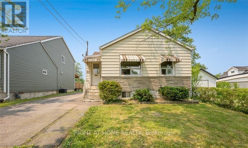 Detached at UPPER - 33 KEELE STREET, St. Catharines