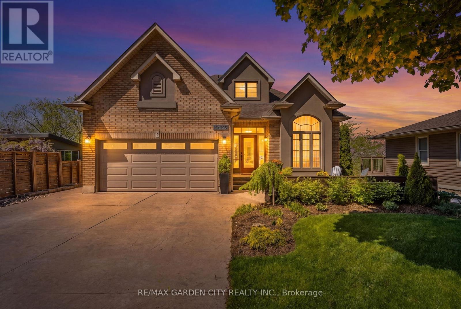 Detached at 3465 VINEHAVEN TRAIL, Lincoln (Lincoln-Jordan/Vineland)
