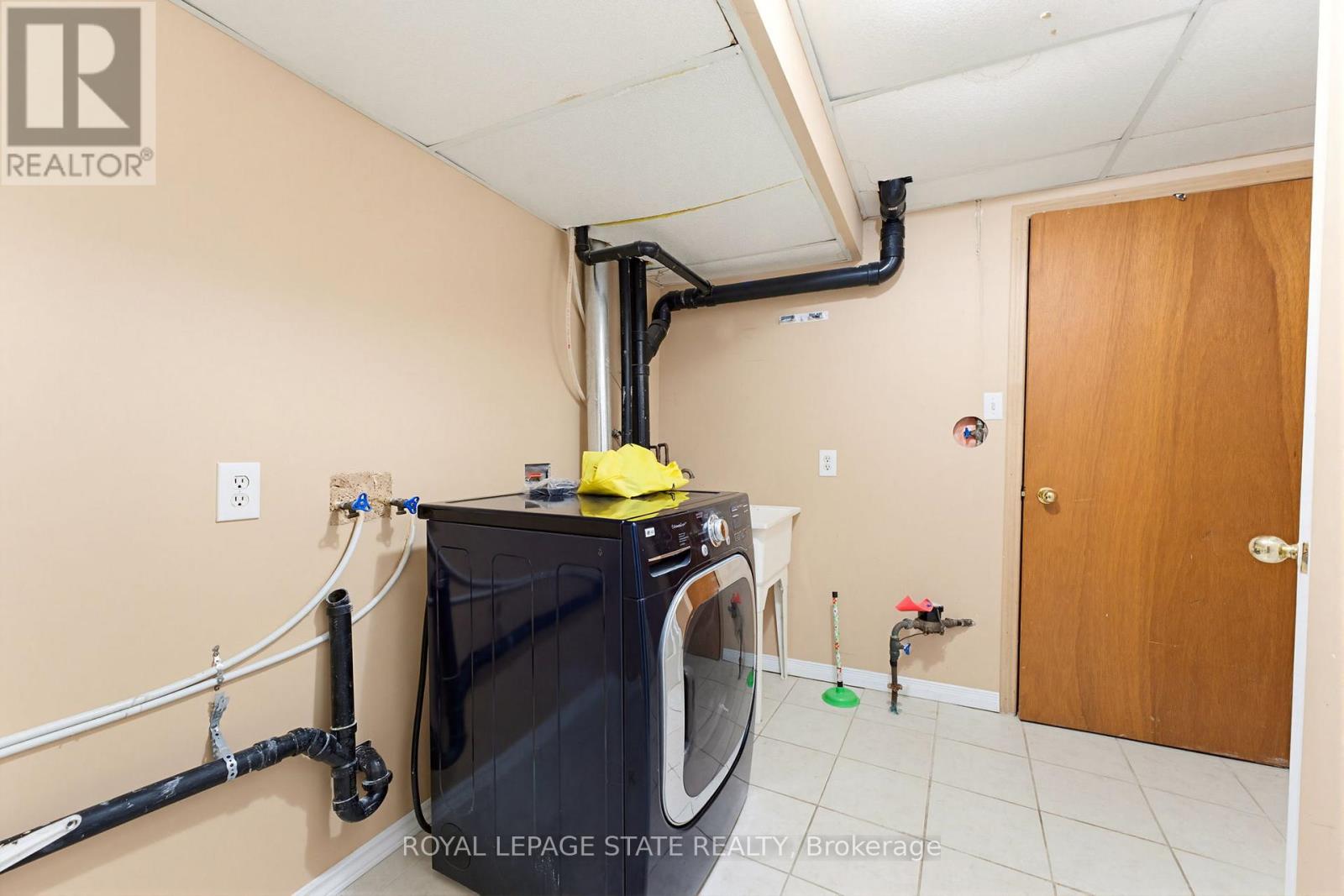 Detached at 459 DICENZO DRIVE, Hamilton