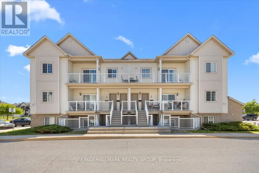 Townhouse at I - 102 ARTESA PRIVATE, Ottawa