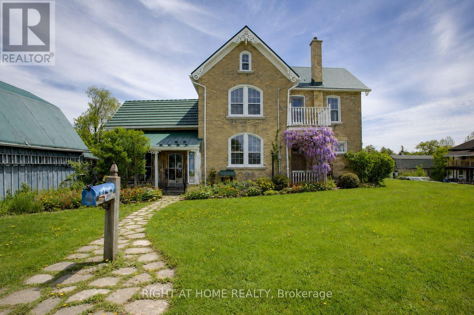 Detached at 402 LAMBTON STREET E, West Grey