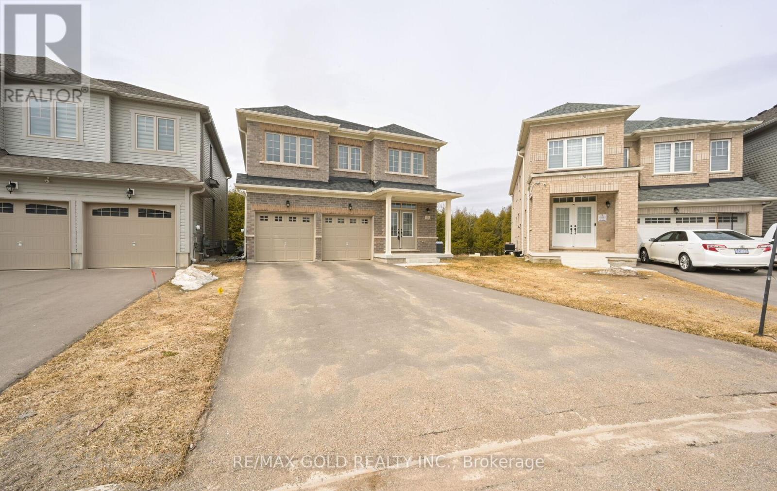 Detached at 124 LIMESTONE LANE, Shelburne