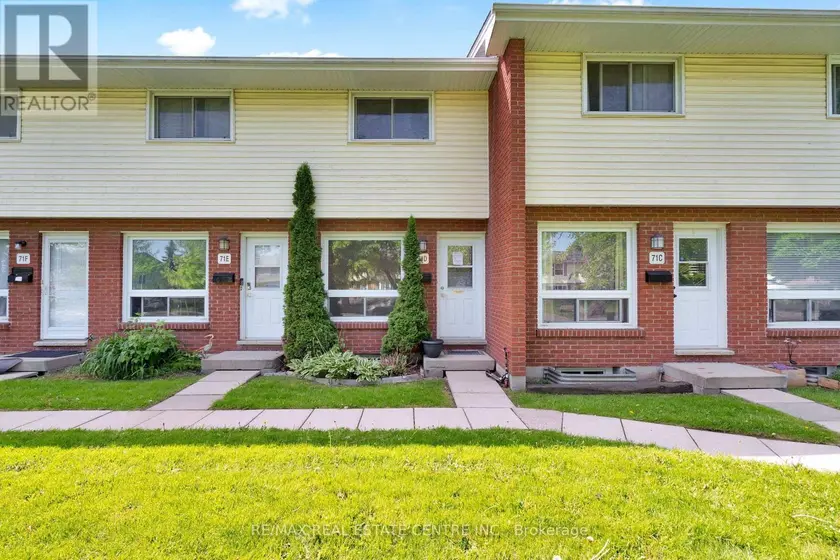 Townhouse at D - 71D WELLESLEY CRESCENT, London