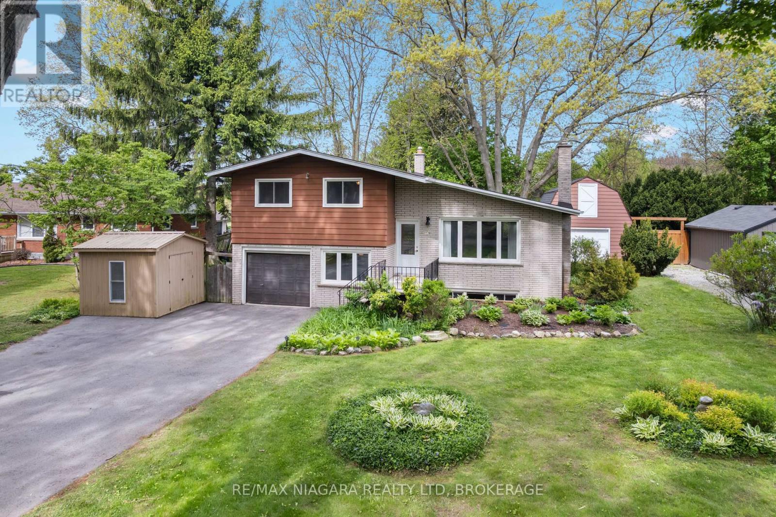 Detached at 1176 SUNSET DRIVE, Pelham (Fenwick)