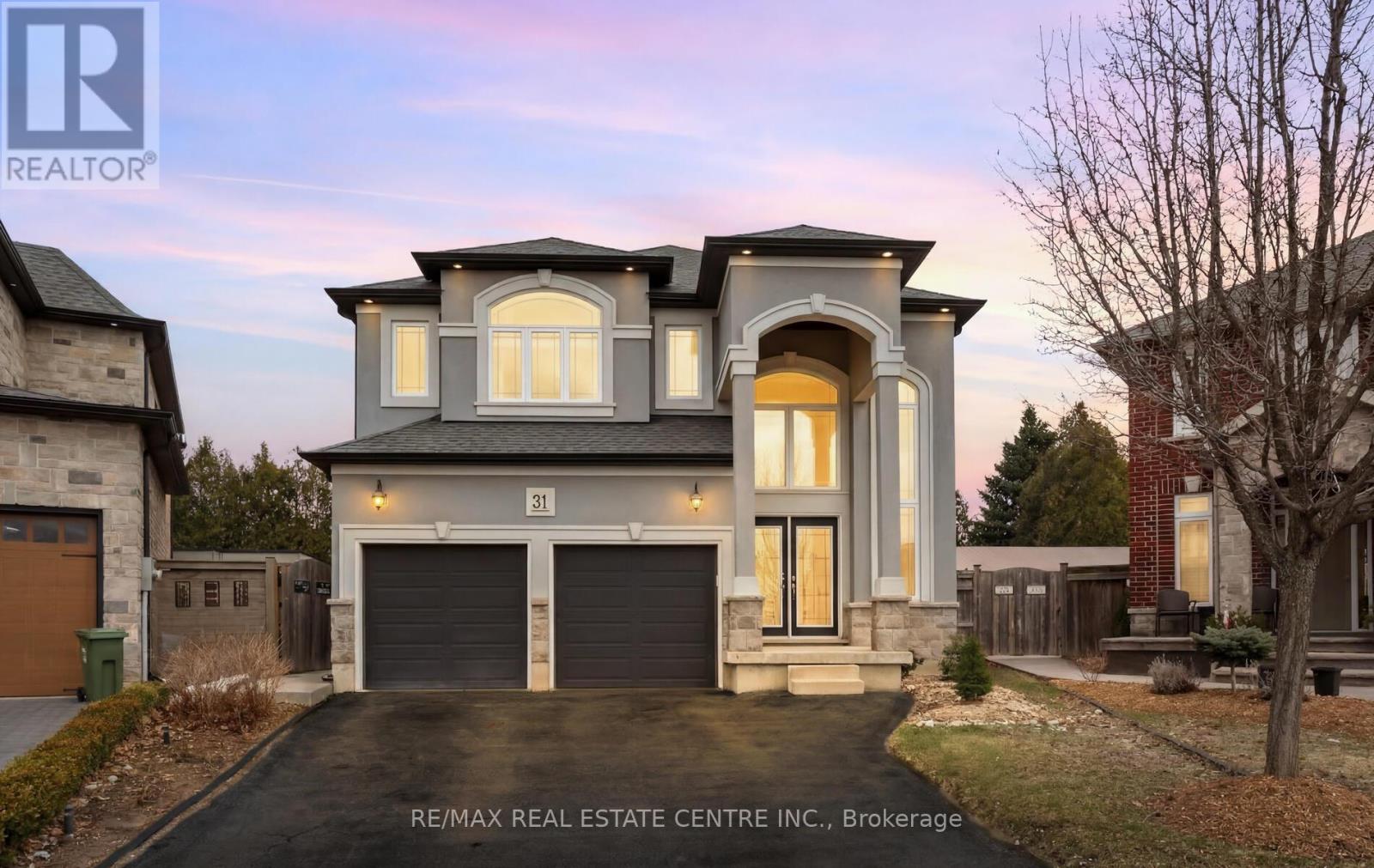 Detached at 31 RIANNA COURT, Hamilton (Carpenter)