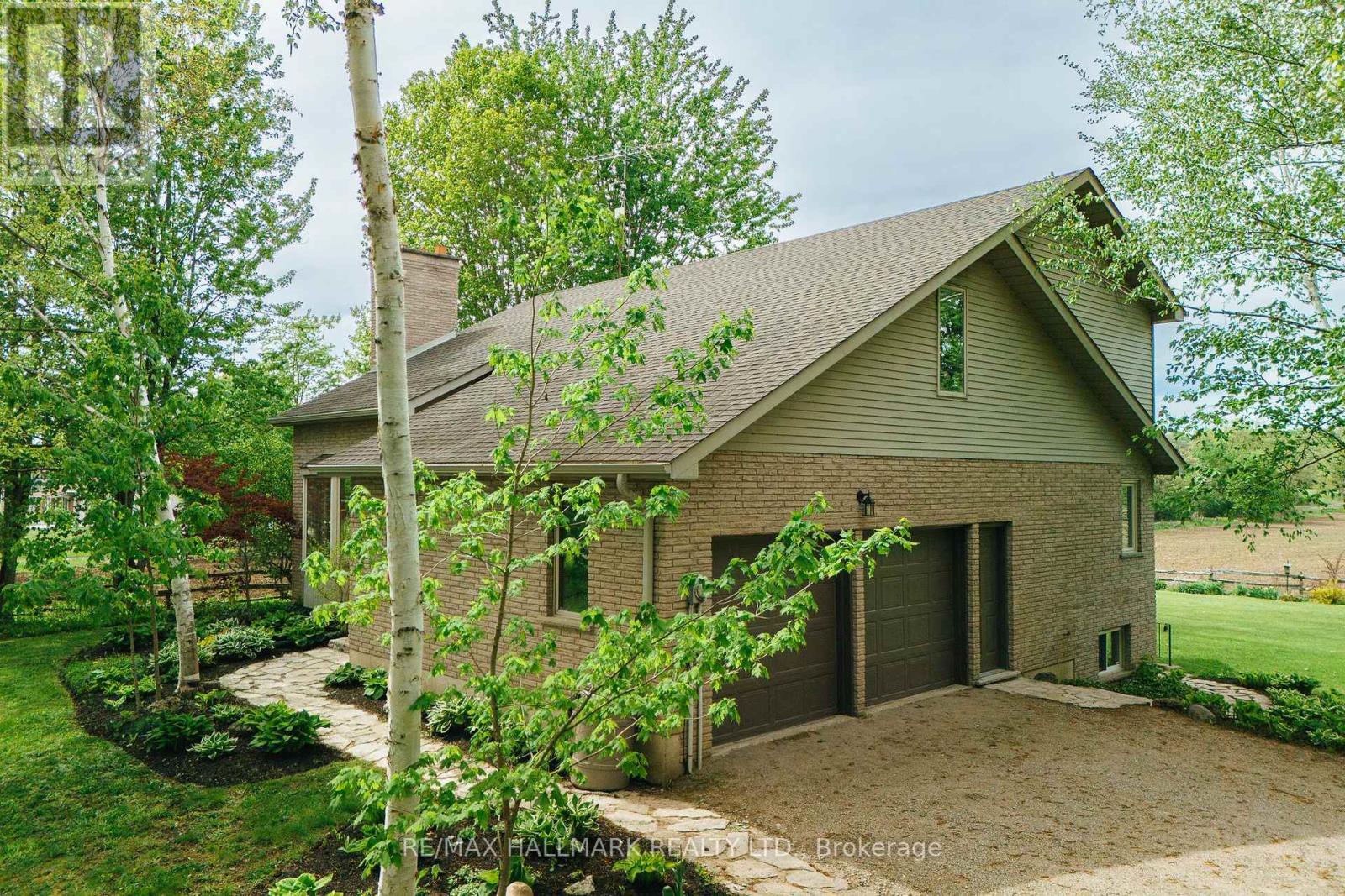 Detached at 1998 MORRISON ROAD, North Dumfries