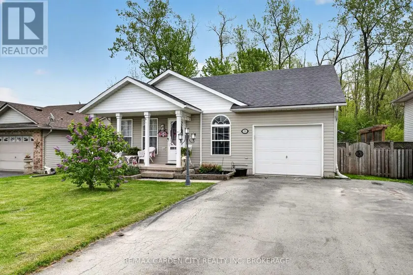 Detached at 11 ROCHELLE CRESCENT, Fort Erie